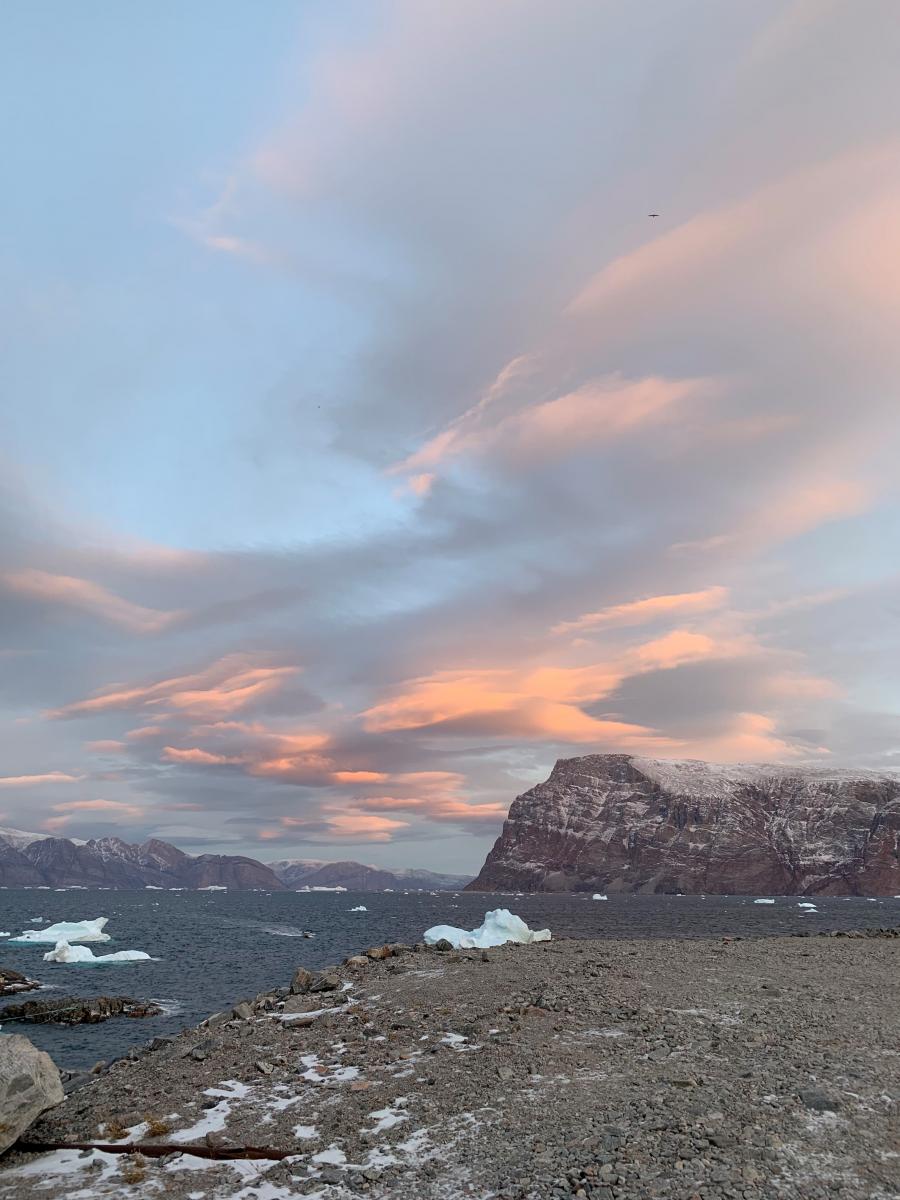 Ullumi Uummannap mittarfianiik isikkivik. Uummannaq, novembarip 5-aat 2019