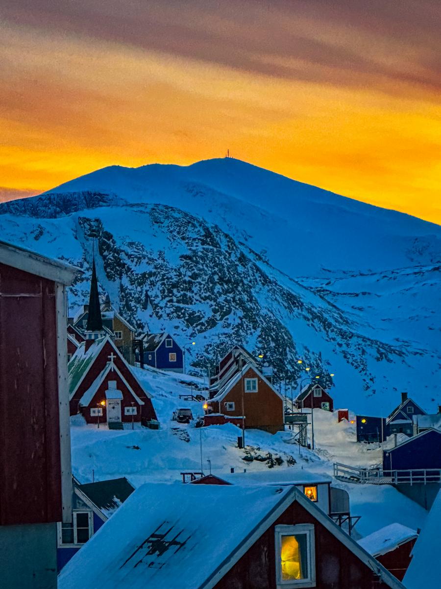 Upernavimmi qaamasalernera sivitsoriartuaaq