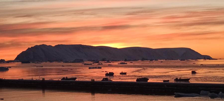 Qaanaap qeqertarsuani unnulersoq. Qaanaaq, oktobarip 3-at 2022