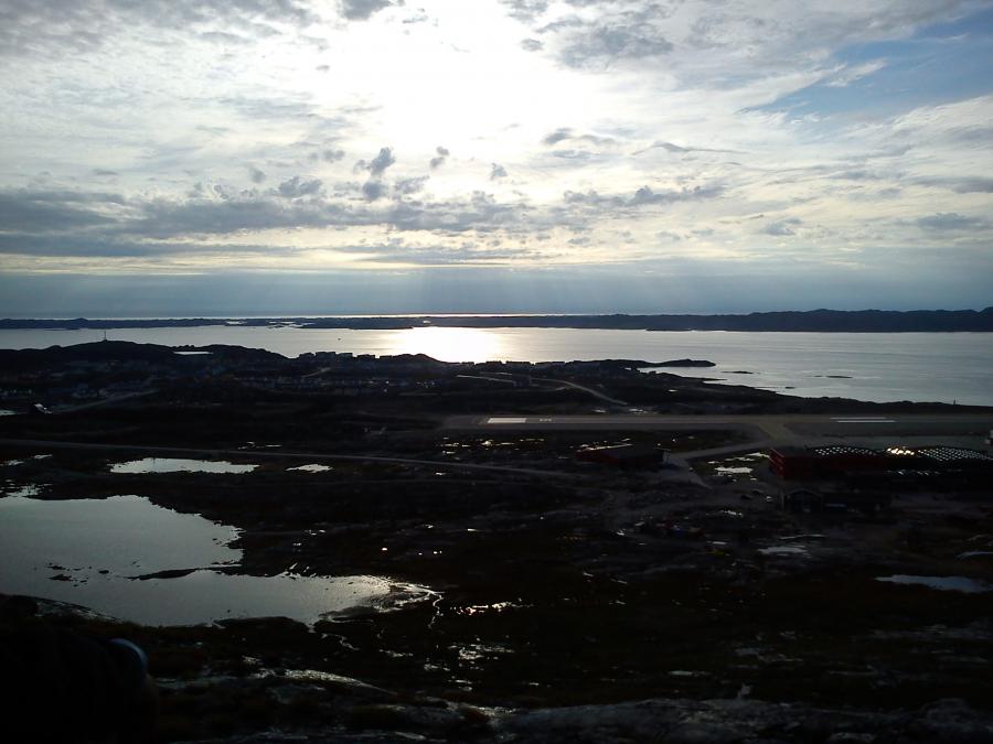 Asseq isigalugu aasarissuaq maqaasinarseqaaq
