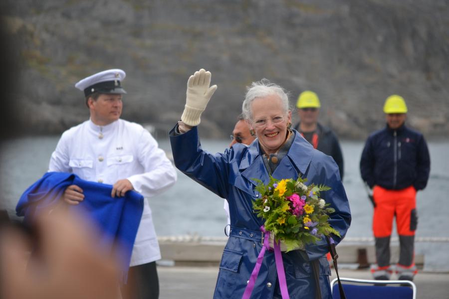 HM Dronning Margrethe hilser Maniitsoq