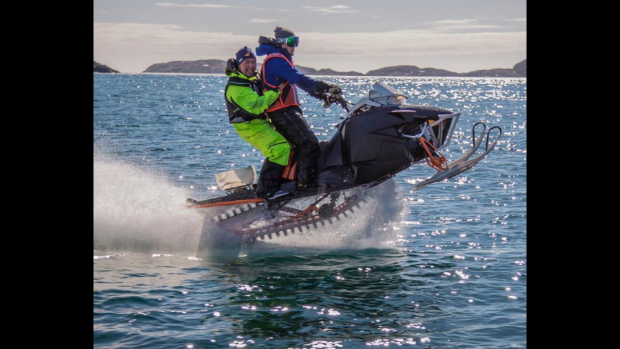 Crossing the water from Sisimiut to Siorarsuit