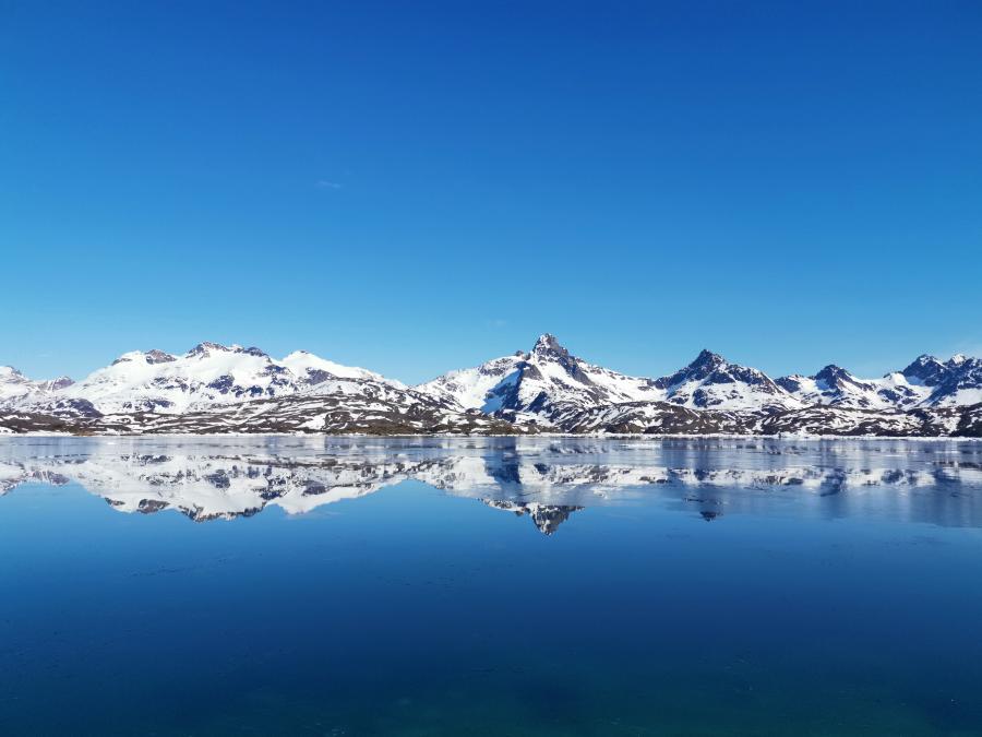 Tasiilaq med flot natur