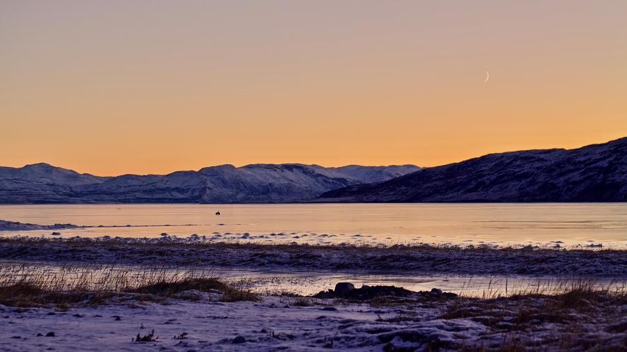 Did you see both the moon and the ATV on the ocean ice? Qassiarsuk 11 November 2018