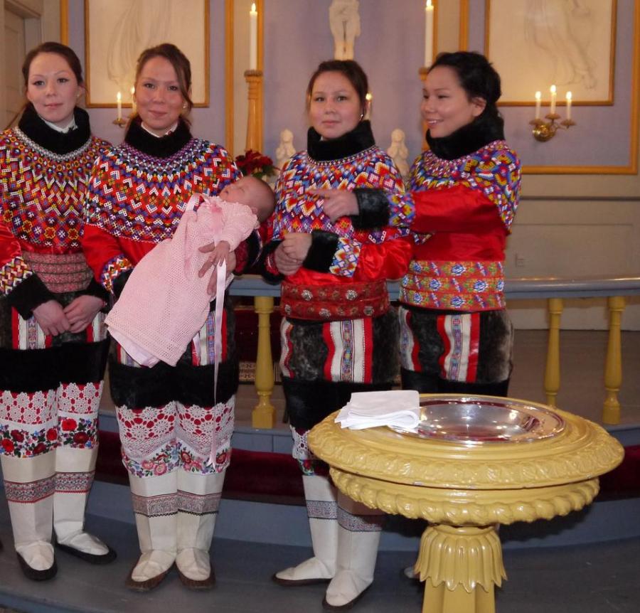qatanngutigiit arnarpaat soralunnguartillu