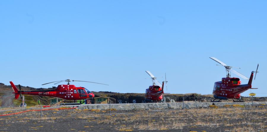Qeqertarsuarmi alianaassuut ataani helikopterit pingasut.