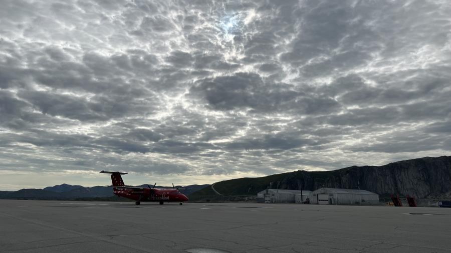 Qulisimalaarluni silaannarissuaq, Dash 8 ingerlaqqinniarluni tikilersumut utaqqiartortoq uiarteraluni
