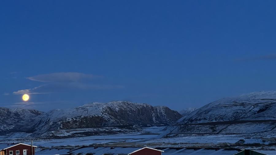Kangerlussuaq seqineq nuissaarallaliivippoq, taarsiaartarnera malunniukkiartuaaq